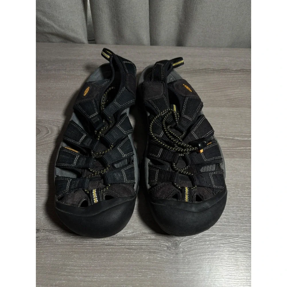 Keen Newport H2 Mens Approx 9.5 Waterproof Hiking Sport Sandals Gorpcore Outdoor